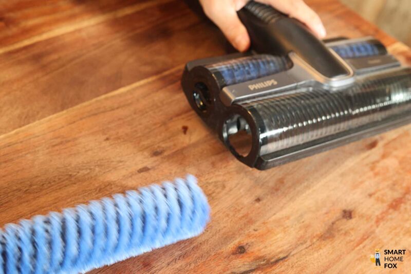 Herausnehmen und waschen der Moppwalze Philips Aquatrio 9000 Cordless